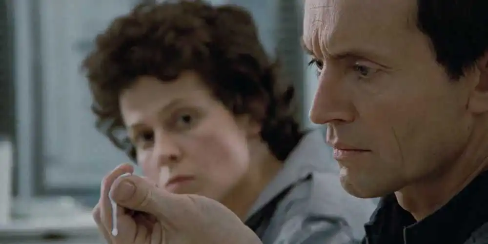 ellen-ripley-and-bishop-aliens-1.webp