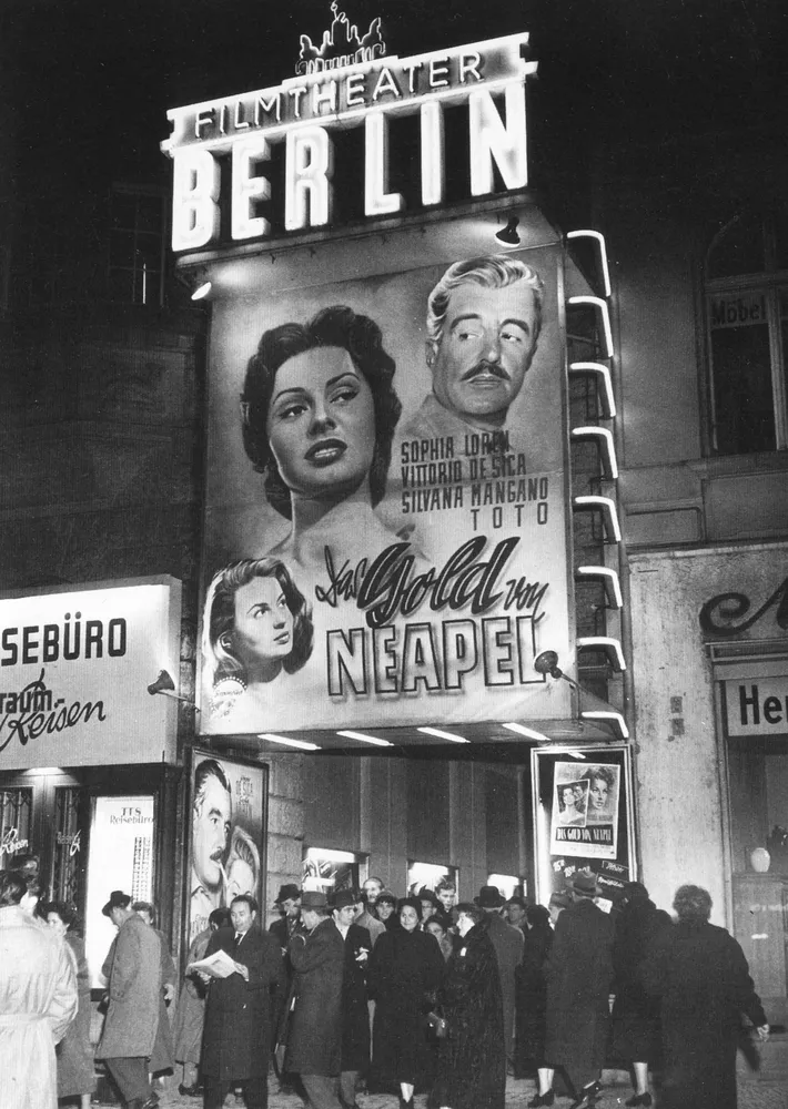 filmtheater-berlin-1955.webp