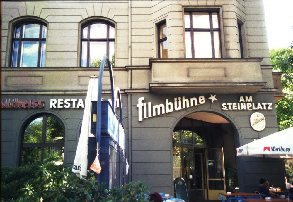 steinplatz(21-06-2000).webp
